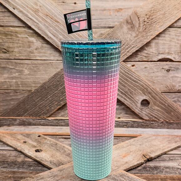 NWT-Starbucks-2024-Valentines Day Tri-Color Gradient Grid-24floz Cold Tumbler - Picture 4 of 8
